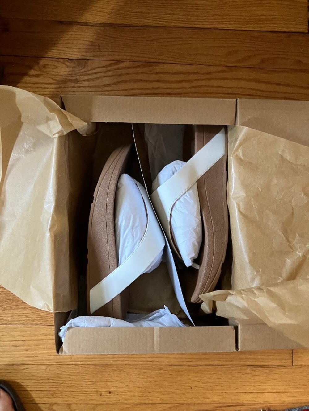FitFlop Flowrise sandal, size 7 - Picture 5 of 9